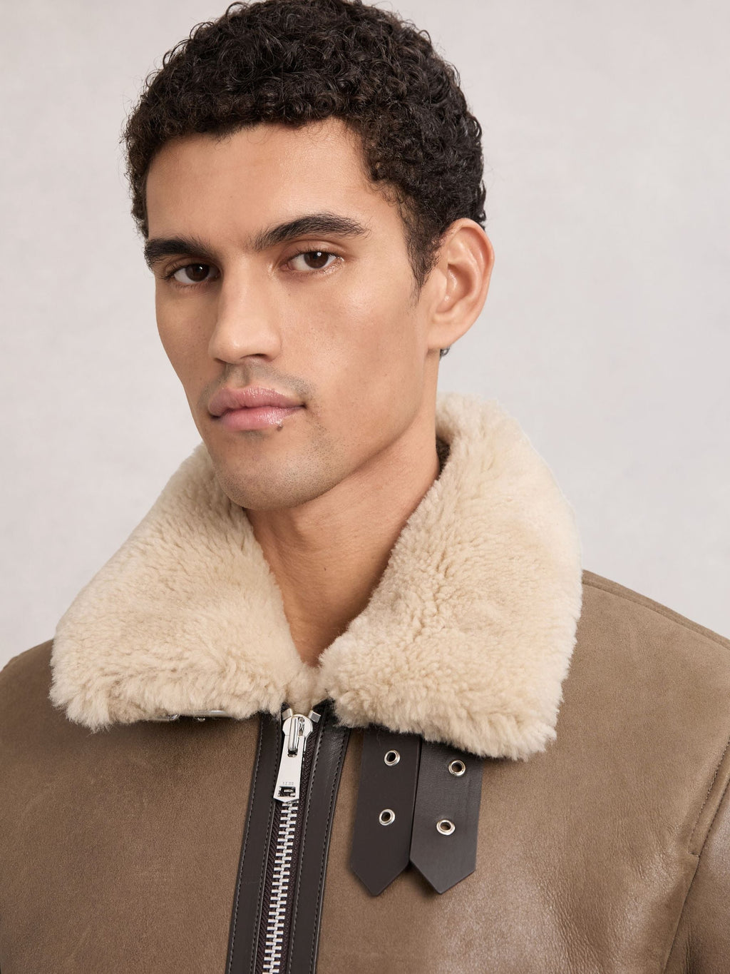 Men's Shearling Leather Jacket In Light Brown